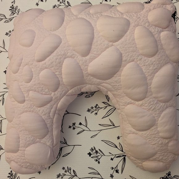 Nook Niche nursing pillow - Picture 1 of 2